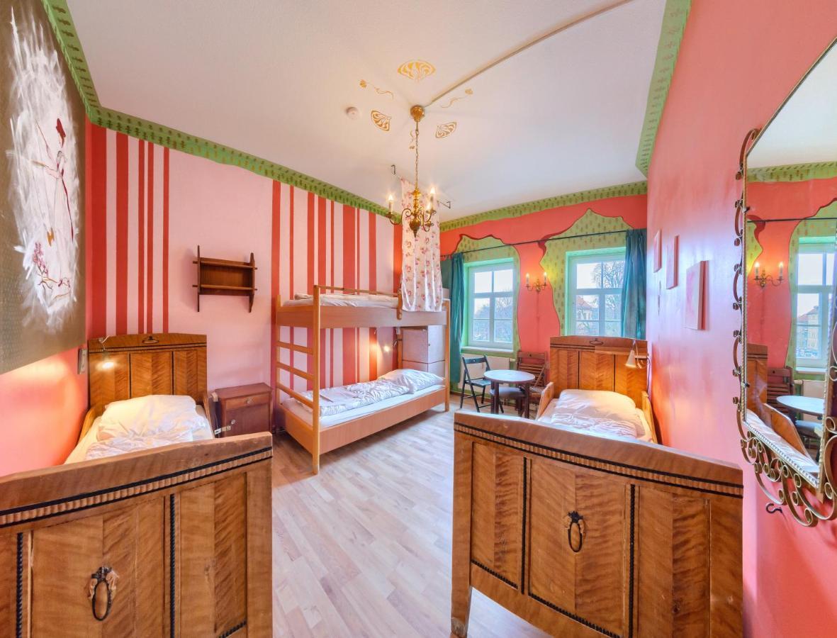 Labyrinth Hostel *